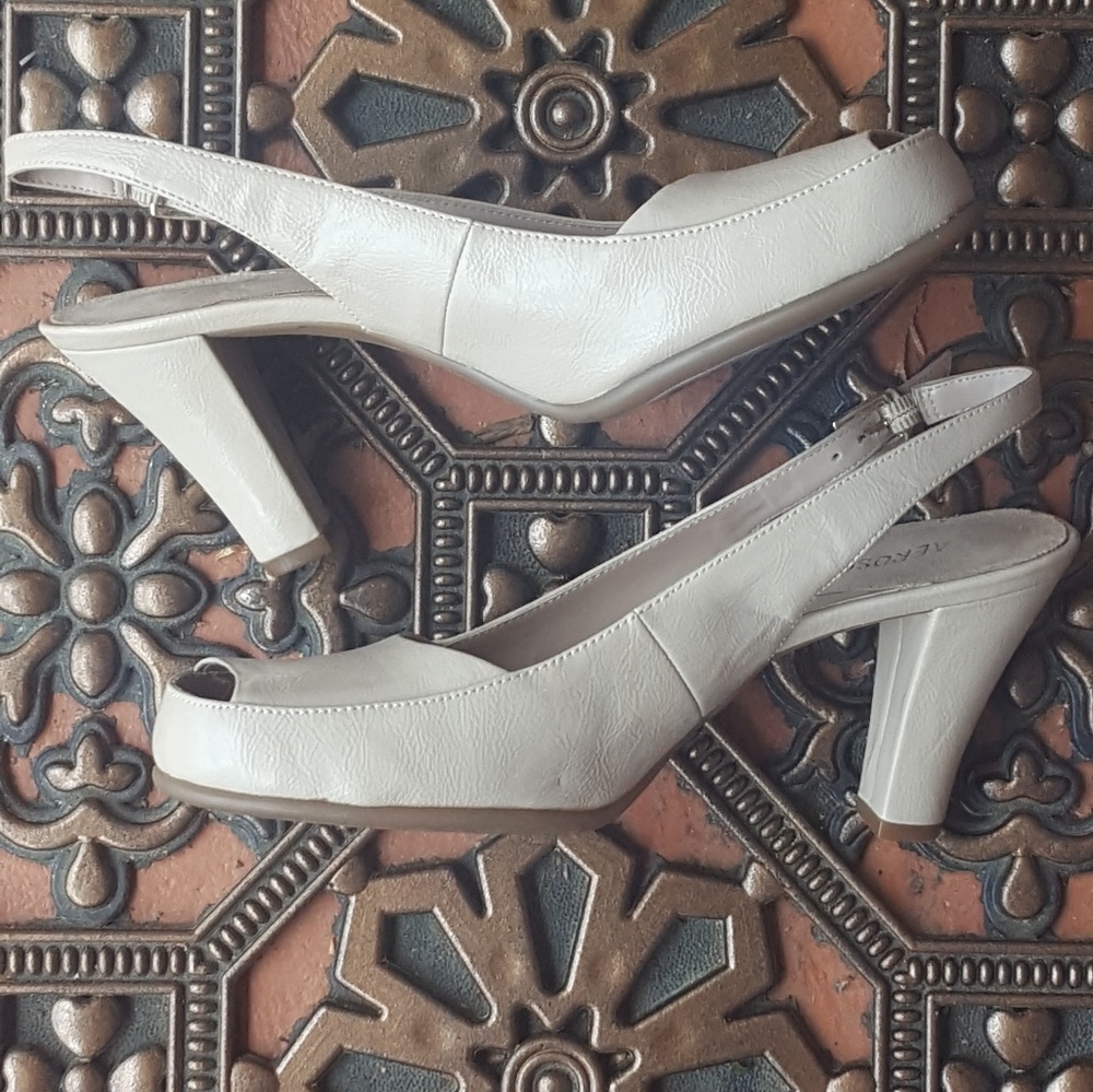 Nude Aerosales  Sling back size 8.5 never worn